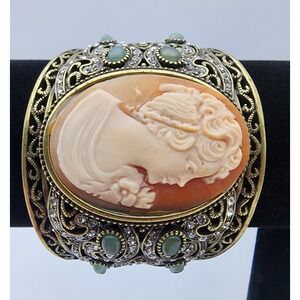 Vintage Amadeo Hand Carved Shell Cameo Hinged Brass Bracelet With Jade Beading